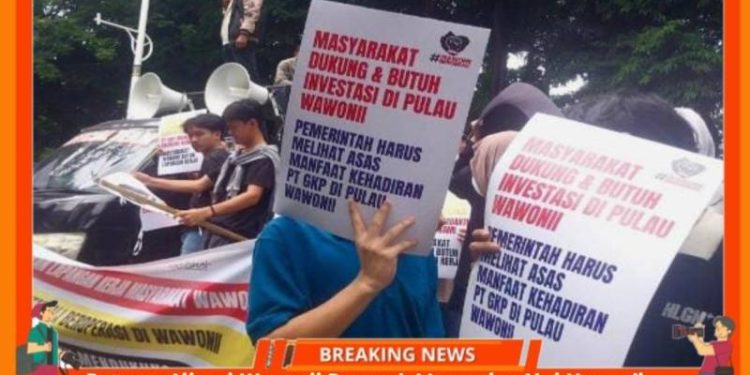 Ratusan Aliansi Wawonii Bergerak Menggelar Aksi Unras di Kemenhut, Berikut Tuntutannya!
